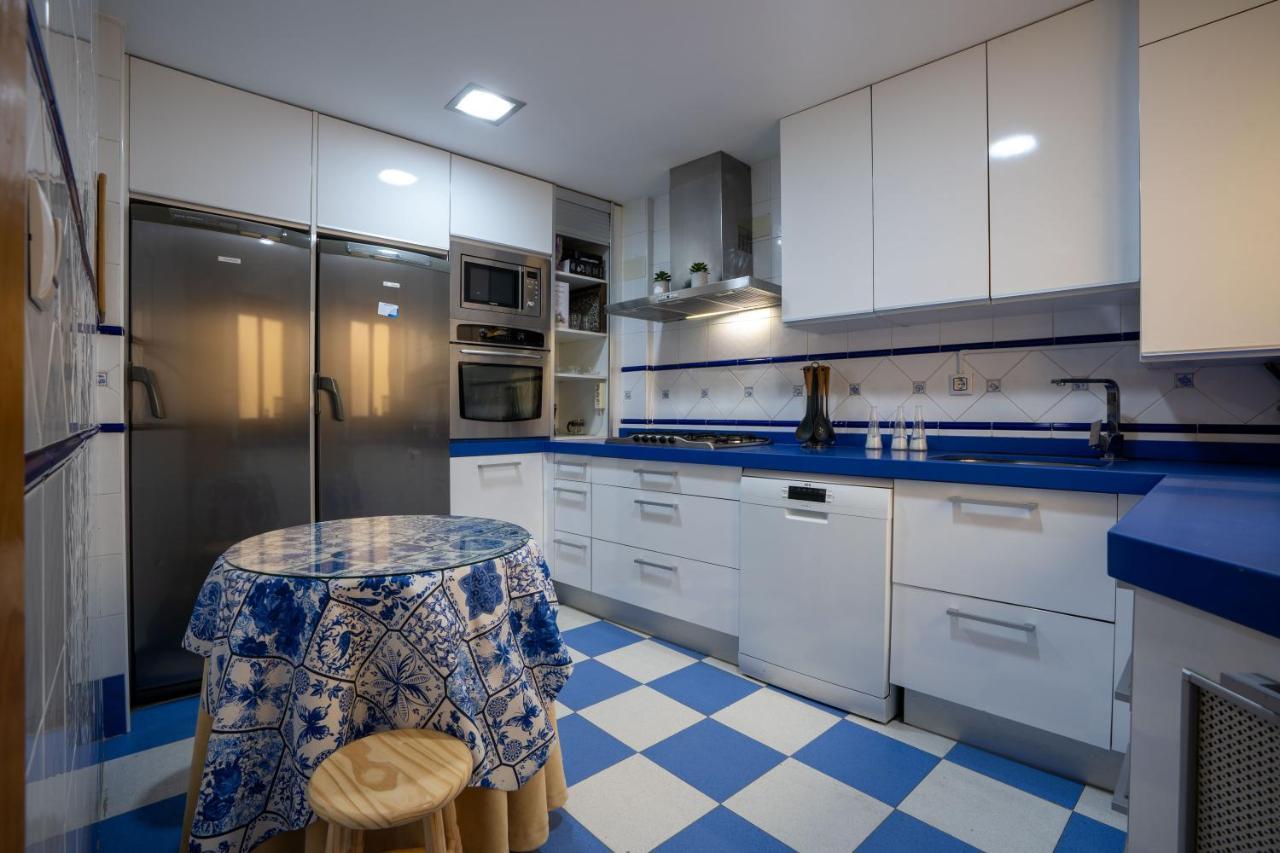 Reina Aixa- Apartamento Centro Granada Exteriör bild