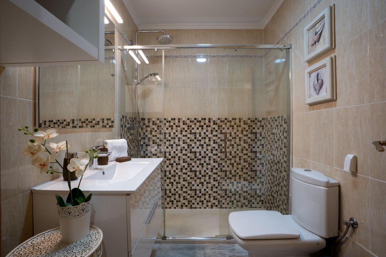 Reina Aixa- Apartamento Centro Granada Exteriör bild