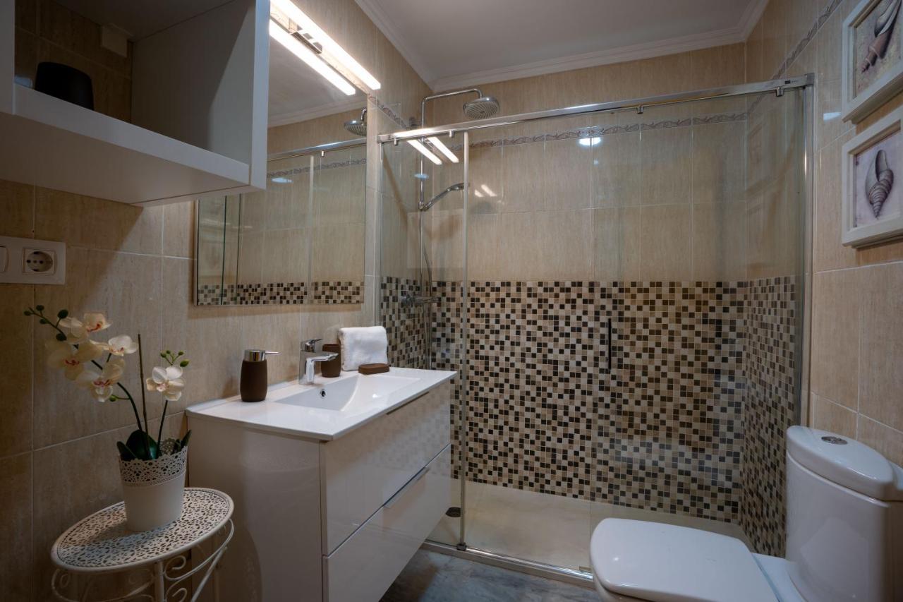Reina Aixa- Apartamento Centro Granada Exteriör bild